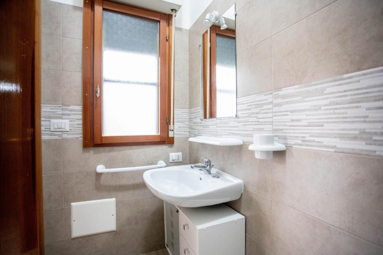 Villino Carolin Apartment Торе Лапило Екстериор снимка